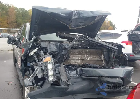 2021 Chevrolet Silverado 1500 4Wd Short Bed Rst из США, поврежденный, VIN 1GCUYEED1MZ193344